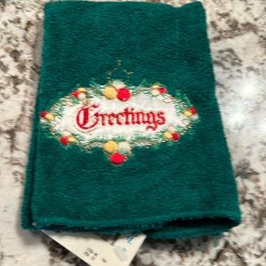 Green Christmas 🎄 greetings finger tip towel